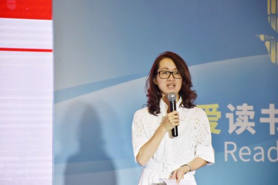 说明: 《英国皇家舞蹈学院舞蹈等级考试教材》新书首发式。 /官方供图